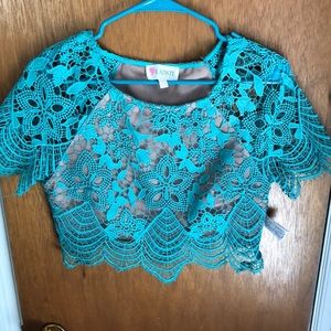 Turquoise lace set